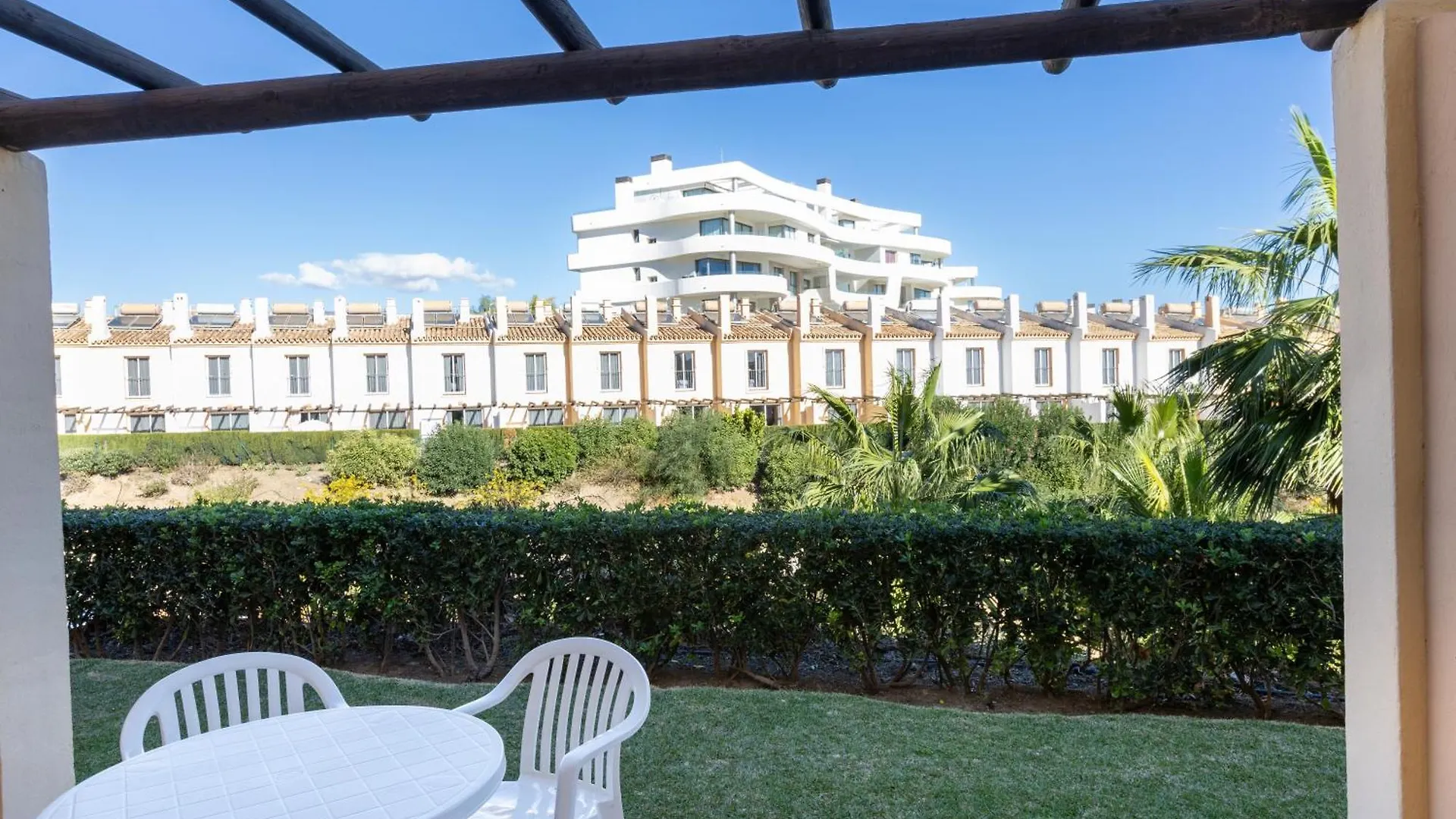 Ramada Hotel & Suites By Wyndham Costa Del Sol Fuengirola