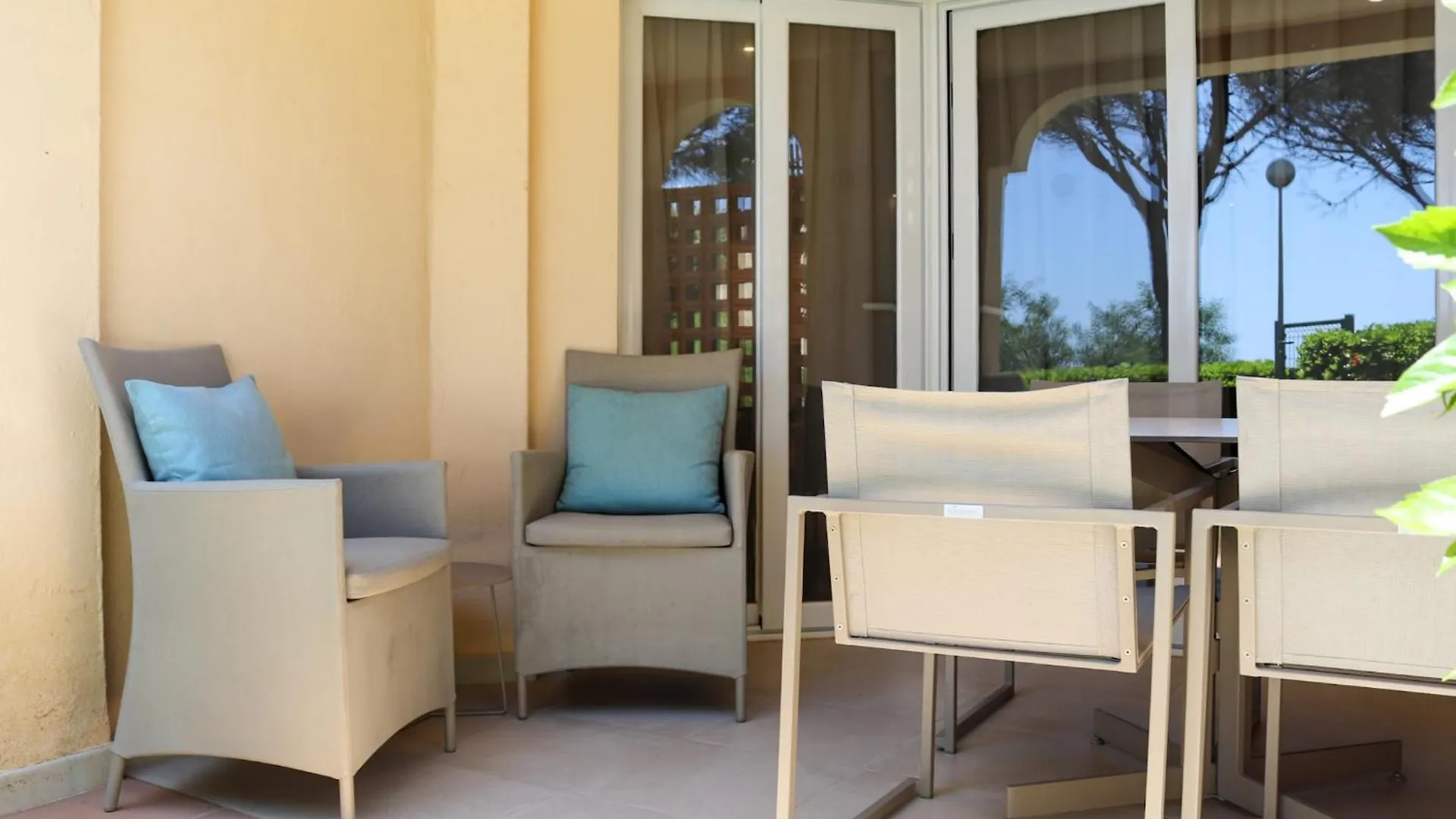 Ramada Hotel & Suites By Wyndham Costa Del Sol Fuengirola