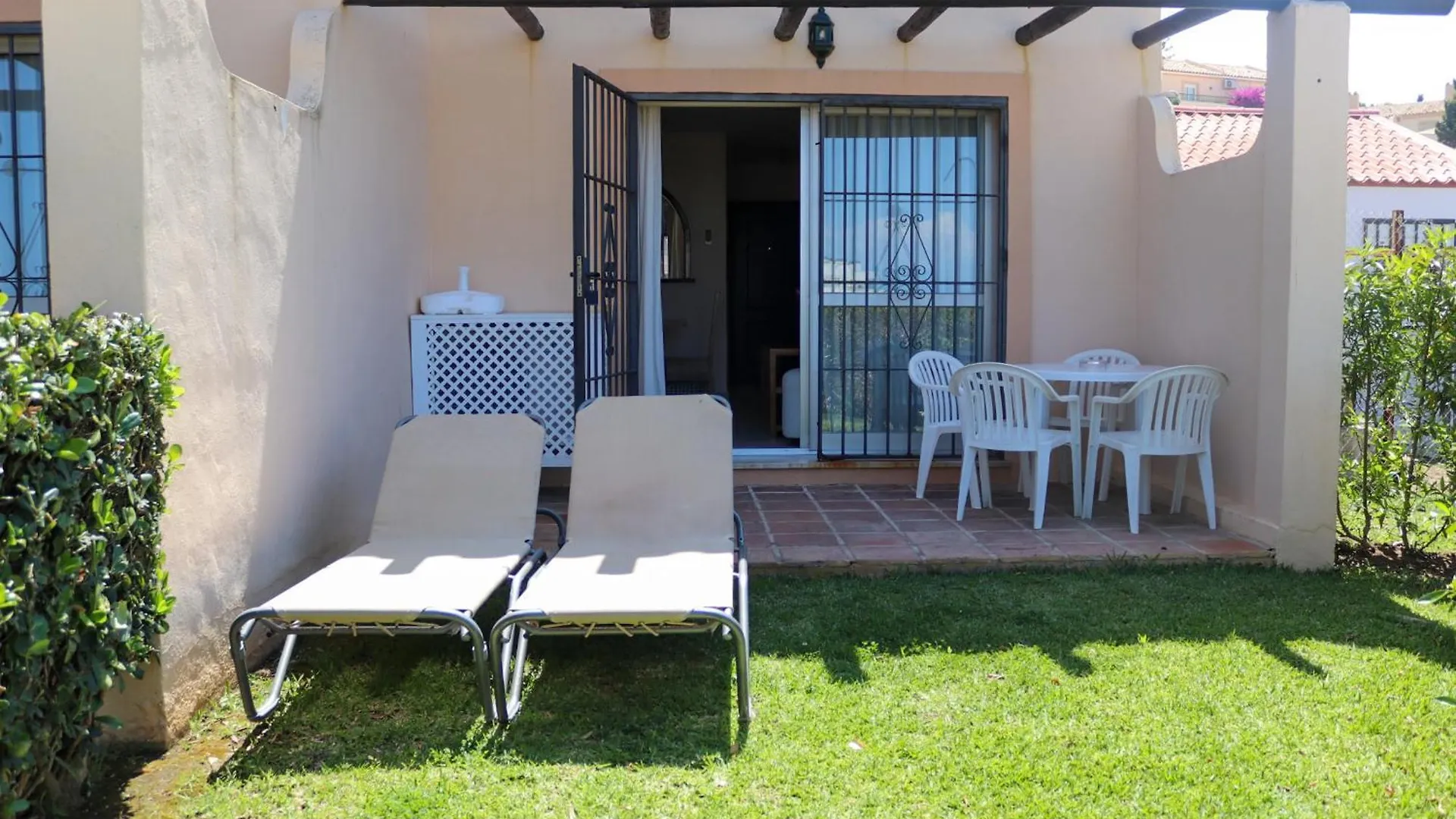 Ramada Hotel & Suites By Wyndham Costa Del Sol Fuengirola