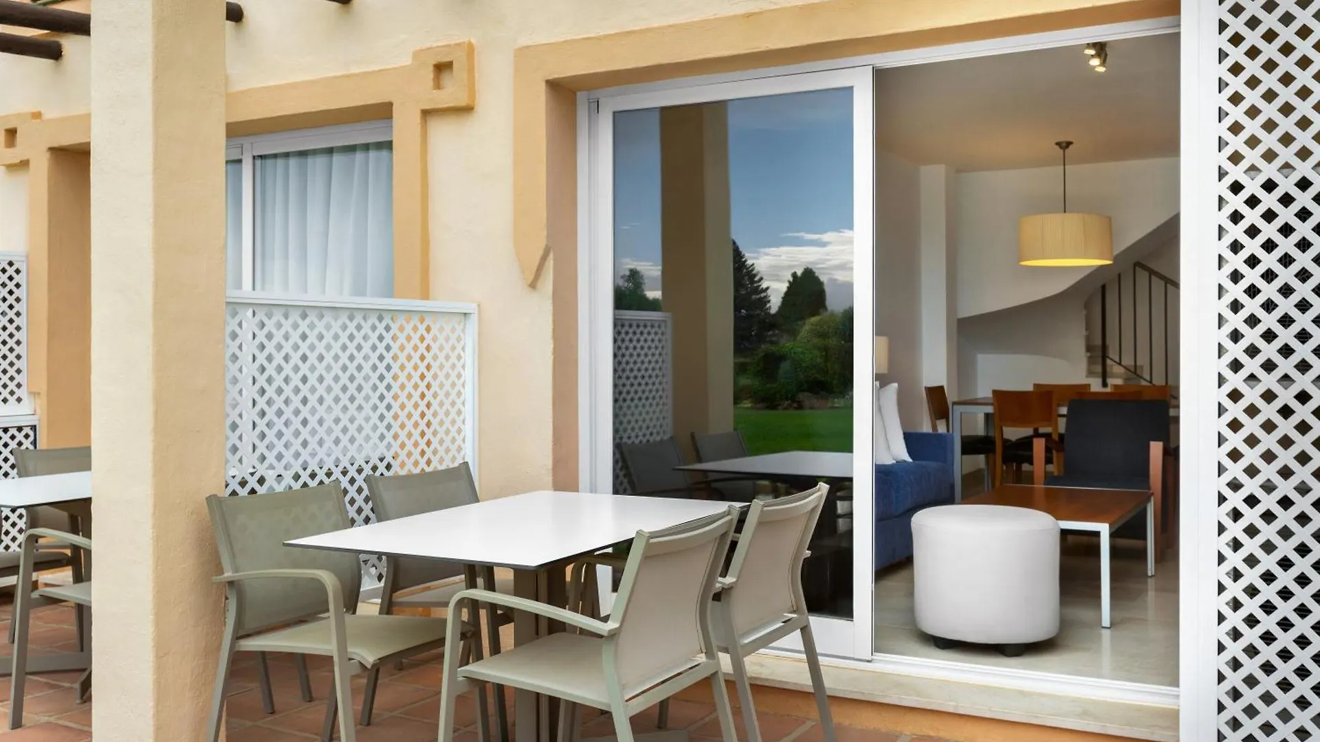 Ramada Hotel & Suites By Wyndham Costa Del Sol Fuengirola Aparthotel