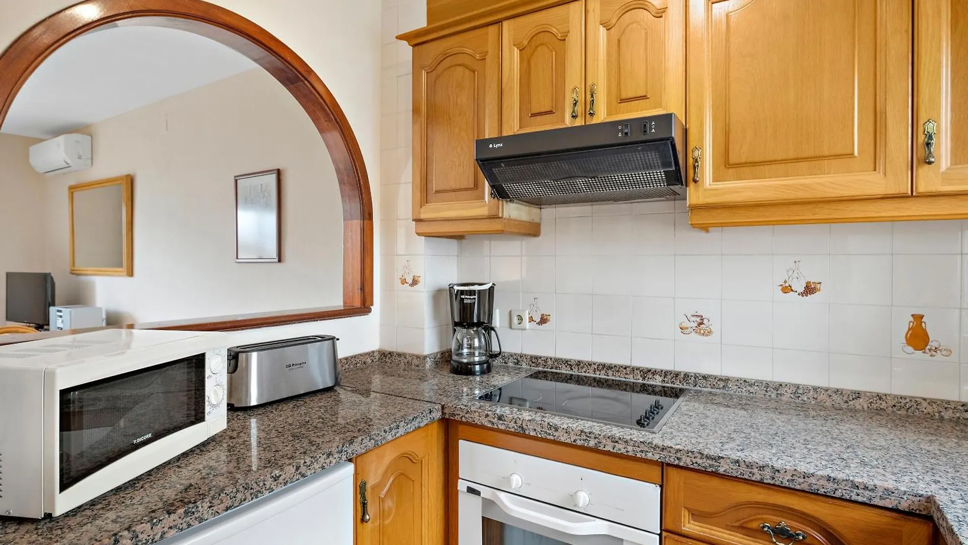 Hotel apartamentowy Ramada Hotel & Suites By Wyndham Costa Del Sol Fuengirola