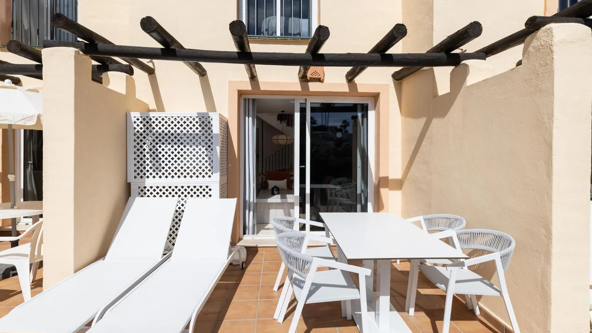 *** Aparthotel Ramada Hotel & Suites By Wyndham Costa Del Sol Fuengirola Spain